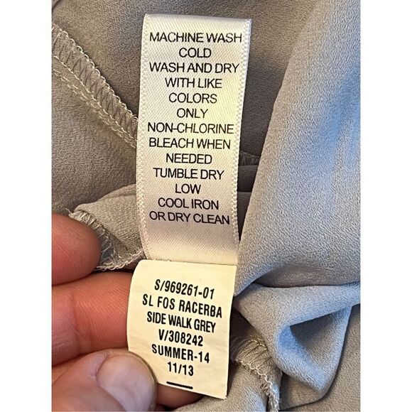 💜 3/30 6/50 Banana Republic Racerback Lightweight Tank  in Sidewalk Gray Size S - Picture 2 of 13